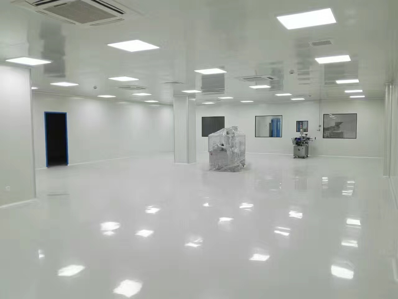 東莞市翔泰凈化萬級凈化車間工程施工廠家